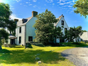 Farr Bay Inn